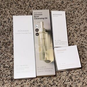 Mixsoon Skincare Set with Cleansing Oil and Cream